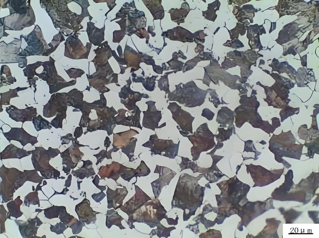 Wéi kontrolléiere fir de Casting State an metallografesche Struktur vu 45 # Stahl Castings no Hëtztbehandlung?