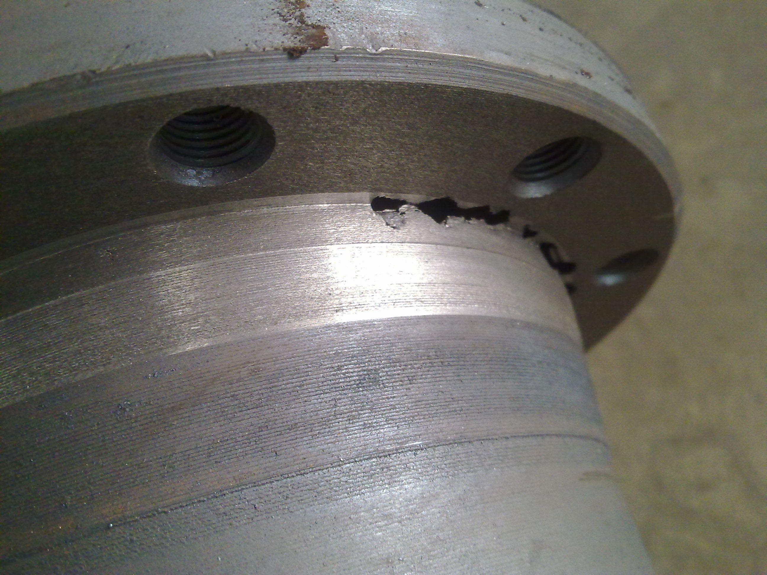 Wat sinn d'Ursaachen vun Goss Stol Rëss Mängel?